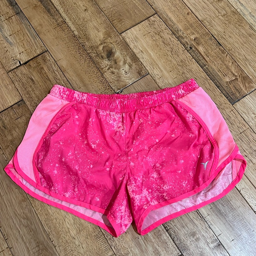 Old Navy active size medium mediums pink shorts